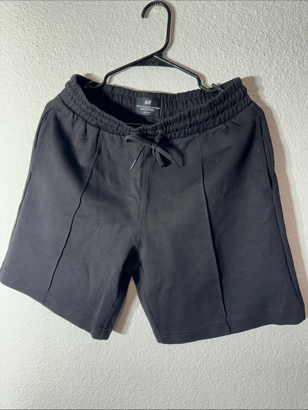 Brand New H&M Women's Black Athletic Drawstring Shorts